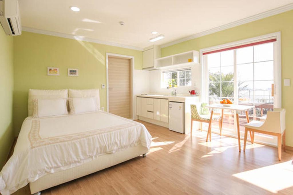 Jubilee Chalet Seogwipo Bilik gambar