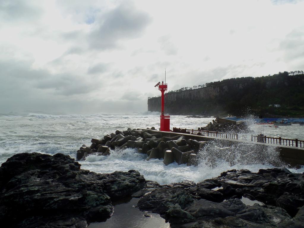 Jubilee Chalet Seogwipo Luaran gambar