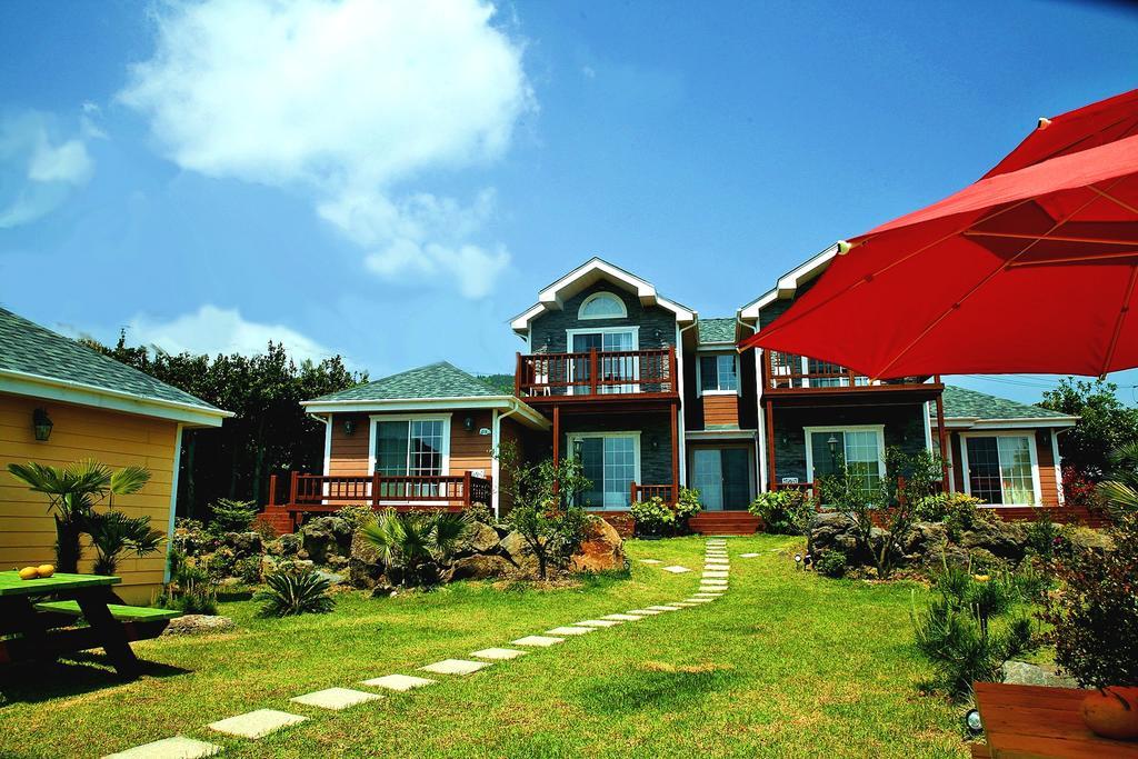 Jubilee Chalet Seogwipo Luaran gambar