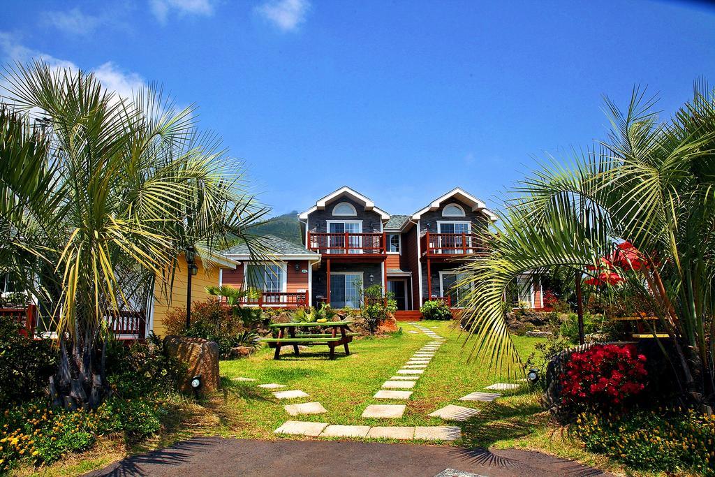Jubilee Chalet Seogwipo Luaran gambar